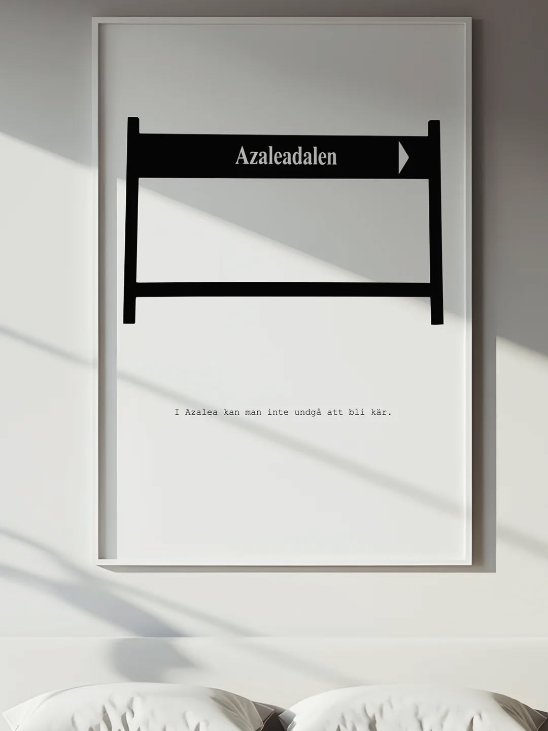 Valborgsmässoafton. Vår, mösspåtagning, solsken, Slottskogen, glada människor, Cortégen. Kanske också en och annan som blir kär under en promenad i Azalea, eller någon annanstans för den delen. Ta hand om er där ute! ❤️